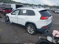 Photo 3 of 16 — 2017 Jeep Cherokee