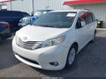 2017 Toyota Sienna — photo 6 of 12 | VIN 5TDYZ3DC6HS848648