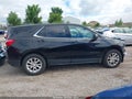 Photo 13 of 16 — 2018 Chevrolet Equinox