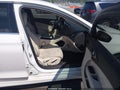 Photo 5 of 11 — 2015 Chrysler 200