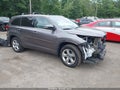 Photo 1 of 17 — 2019 Toyota Highlander