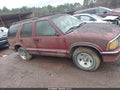 1997 Chevrolet Blazer — photo 13 of 16 | VIN 1GNCS13W2V2188892