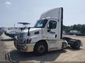 2018 Freightliner Cascadia 113 — photo 14 of 15 | VIN 1FUBGBDV2JLJP2898