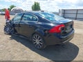 Photo 3 of 16 — 2016 Volvo S60