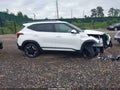 2025 Kia Seltos — photo 13 of 17 | VIN KNDETCA78S7782018