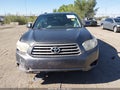 Photo 12 of 16 — 2010 Toyota Highlander