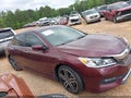 2017 Honda Accord — photo 13 of 16 | VIN 1HGCR2F57HA175094