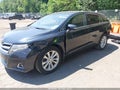 Photo 2 of 19 — 2015 Toyota Venza