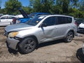 Photo 14 of 16 — 2010 Toyota RAV4