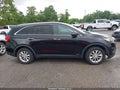 2016 Kia Sorento — photo 13 of 16 | VIN 5XYPGDA31GG044250