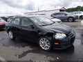 2010 Volkswagen Jetta — photo 1 of 16 | VIN 3VWRA7AJXAM026363