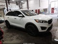 2016 Kia Sorento — photo 14 of 17 | VIN 5XYPG4A32GG161674