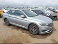 2019 Volkswagen Jetta — photo 1 of 16 | VIN 3VWC57BU5KM204216