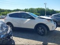 Photo 13 of 17 — 2017 Toyota RAV4