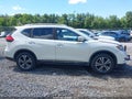 2017 Nissan Rogue — photo 13 of 16 | VIN JN8AT2MV1HW272275
