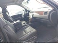 2013 Chevrolet Avalanche — photo 5 of 16 | VIN 3GNTKFE73DG255332