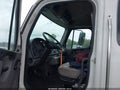 Photo 7 of 14 — 2022 Freightliner M2 106