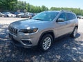 Photo 2 of 17 — 2019 Jeep Cherokee