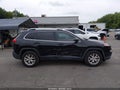 2017 Jeep Cherokee — photo 13 of 16 | VIN 1C4PJLCB0HD222262
