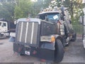2001 Peterbilt 379 — photo 2 of 15 | VIN 1XP5D49XX1D552647