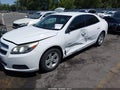 2013 Chevrolet Malibu — photo 2 of 14 | VIN 1G11B5SA8DF341160
