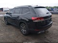 Photo 3 of 16 — 2021 Volkswagen Atlas