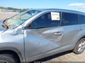 2016 Toyota Highlander — photo 6 of 17 | VIN 5TDYKRFH6GS158901
