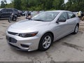 2017 Chevrolet Malibu — photo 2 of 17 | VIN 1G1ZC5ST1HF103268