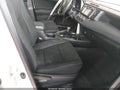 Photo 5 of 17 — 2018 Toyota RAV4