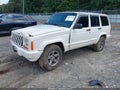 Photo 2 of 16 — 1998 Jeep Cherokee