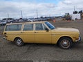 Photo 13 of 16 — 1971 Volvo 140