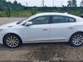 2016 Buick LaCrosse — photo 13 of 16 | VIN 1G4GB5G37GF158487