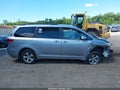 Photo 13 of 16 — 2015 Toyota Sienna