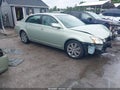 Photo 1 of 18 — 2005 Toyota Avalon