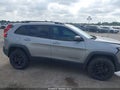 Photo 13 of 16 — 2015 Jeep Cherokee