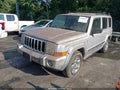 Photo 2 of 11 — 2006 Jeep Commander