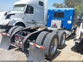 2012 Peterbilt 389 — photo 4 of 24 | VIN 1XPXD49X8CD138293