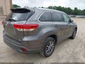 Photo 4 of 16 — 2018 Toyota Highlander