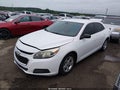 2015 Chevrolet Malibu — photo 2 of 16 | VIN 1G11B5SL5FF215147