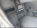 2018 Volvo VNL — photo 13 of 19 | VIN 4V4NC9EH4JN897591