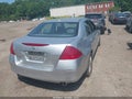 2007 Honda Accord — photo 4 of 10 | VIN 1HGCM665X7A086866