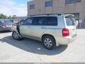 Photo 3 of 18 — 2001 Toyota Highlander