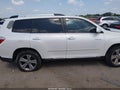 Photo 13 of 16 — 2011 Toyota Highlander