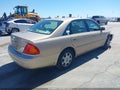 Photo 4 of 16 — 2000 Toyota Avalon
