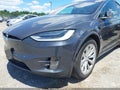 2017 Tesla Model X — photo 6 of 18 | VIN 5YJXCBE29HF039307