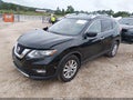 2017 Nissan Rogue — photo 2 of 16 | VIN JN8AT2MT3HW382243