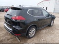 2017 Nissan Rogue — photo 4 of 16 | VIN JN8AT2MT3HW382243