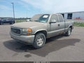 2002 GMC Sierra 1500 — photo 2 of 11 | VIN 2GTEK19T821147712