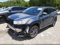 Photo 2 of 17 — 2018 Toyota Highlander