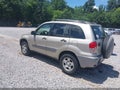 Photo 3 of 13 — 2003 Toyota RAV4